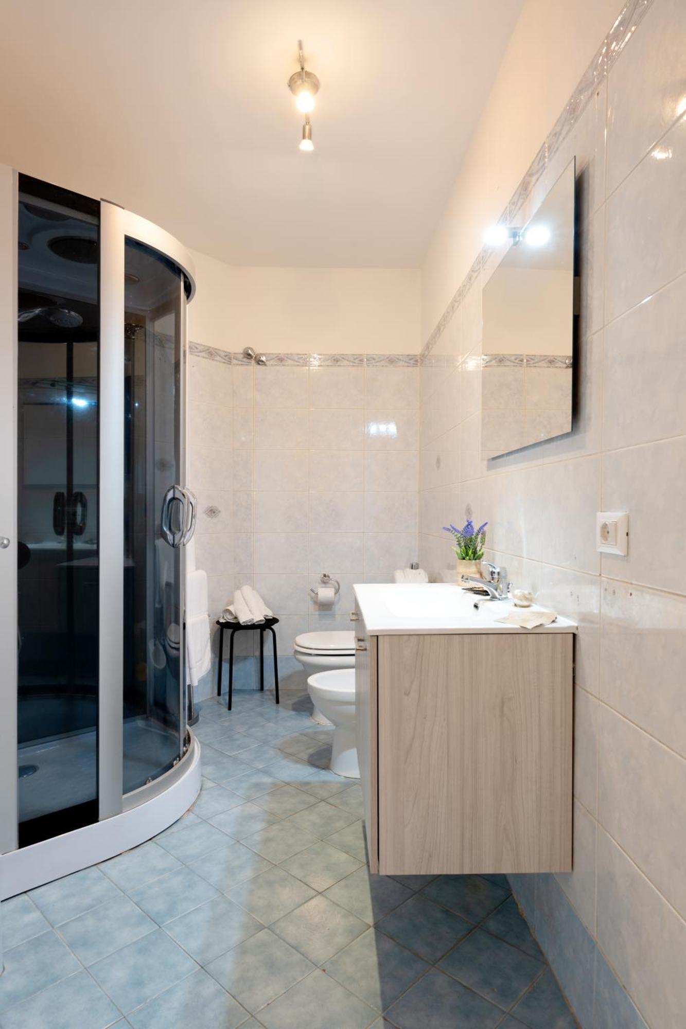 Quintessenza Marina Holiday Home Catania Luaran gambar